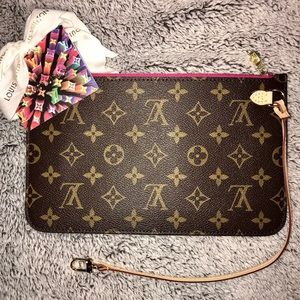 ❌SOLD❌ Louis Vuitton Neverfull GM pivoine pouch